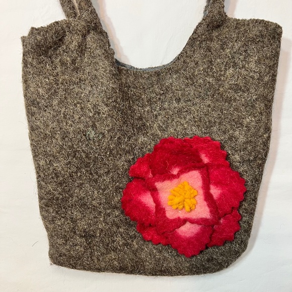 Hand Crafted Felt Purse - Picture 2 of 7